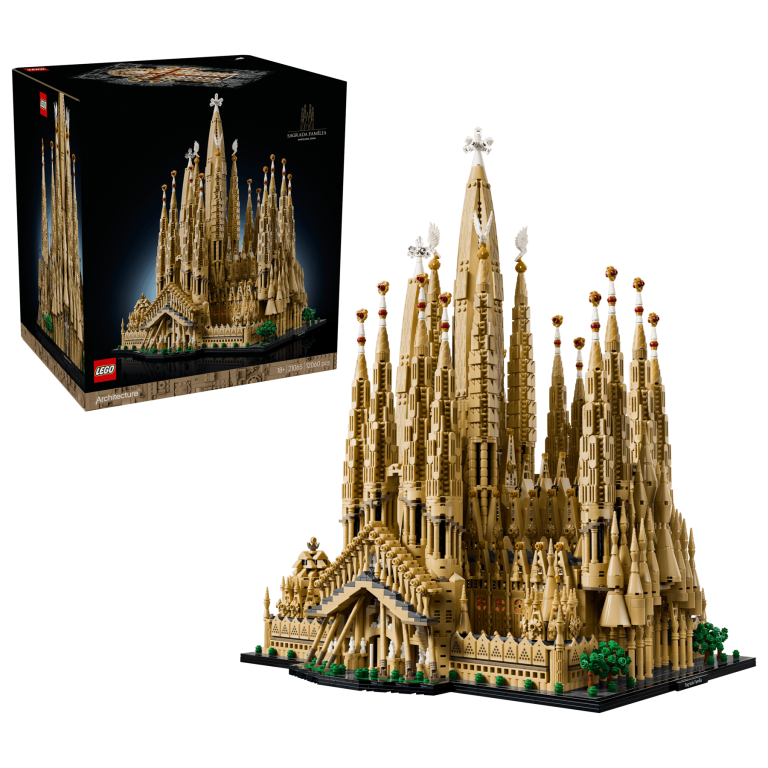LEGO Architecture 21065 Sagrada Família ya es oficial: el mayor set de LEGO de la historia con 12.060 piezas